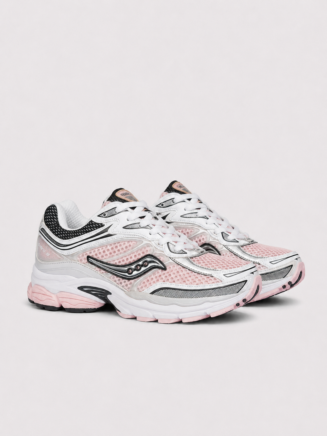 SAUCONY 🩷🤍